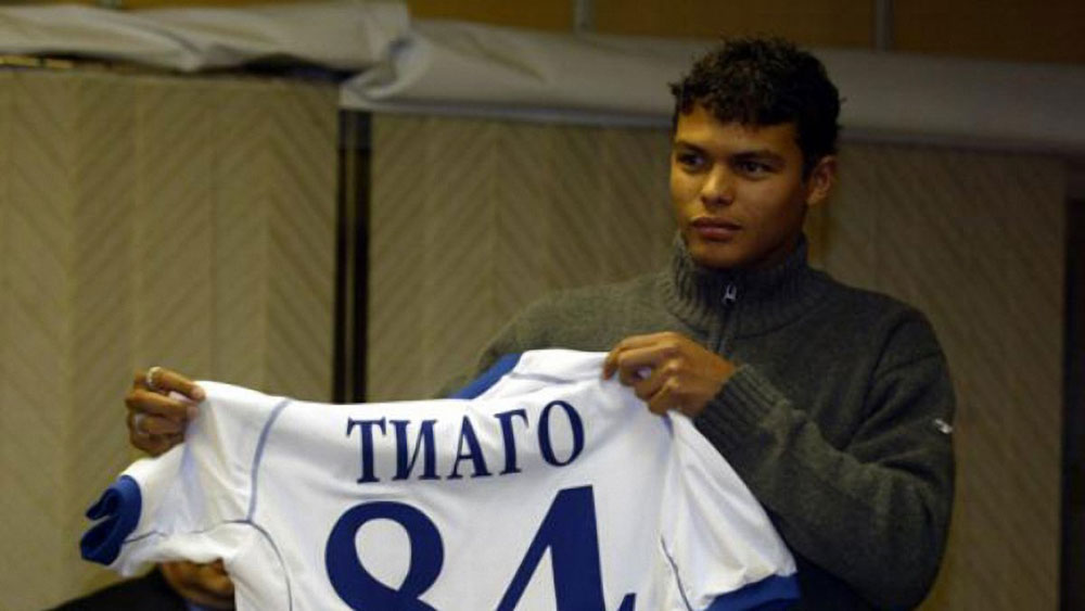 Thiago Silva wordt voorgesteld in Moskou, 2005