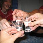 Wodka komt op tafel omdat er een gast is © Kurt Lapere