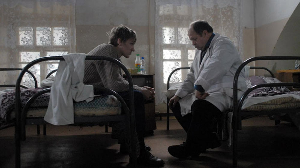 ‘Zaal 6’ werd in 2009 verfilmd door regisseur Karen Sjachnazarov, met Vladimir Iljin (Ragin) en Aleksandr Vertkov (Gromov) in de hoofdrollen.