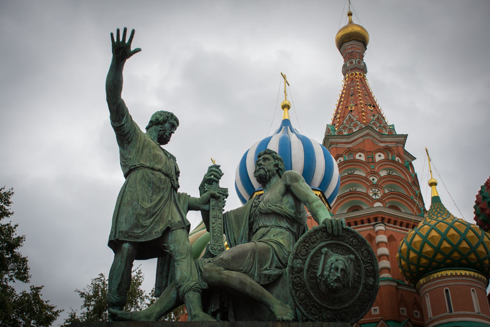 Het Monument voor Minin en Pozjarskij op het Rode Plein, Moskou.